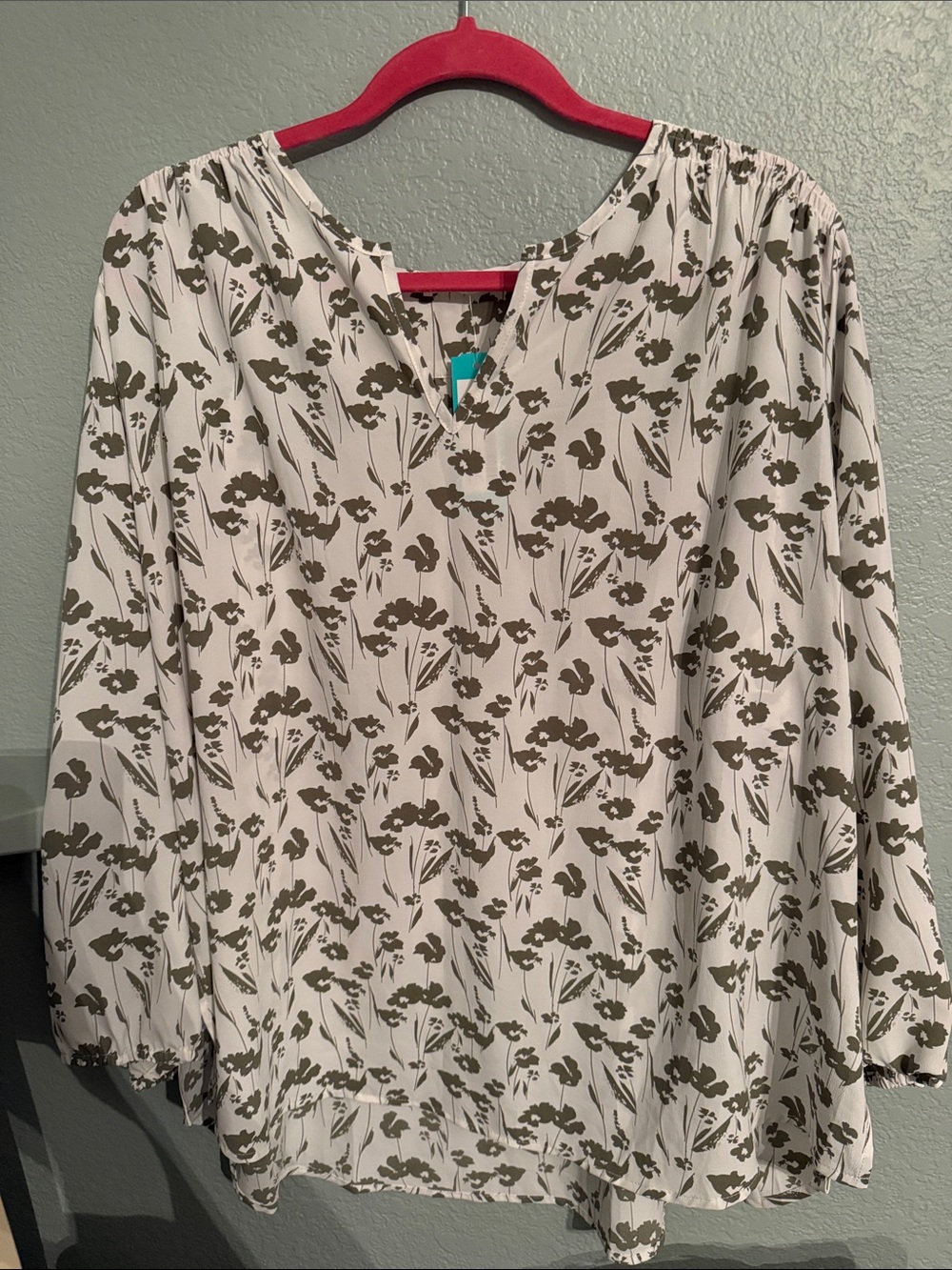 Women’s Floral Print Long-Sleeve Blouse in Off-White and Olive